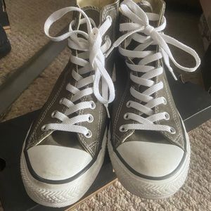 olive green converse high tops! unisex